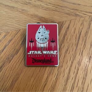 Disneyland Star Wars Galaxy’s Edge Pin
